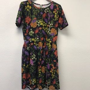 Lularoe Amelia 3XL floral Textured Pleated Dress